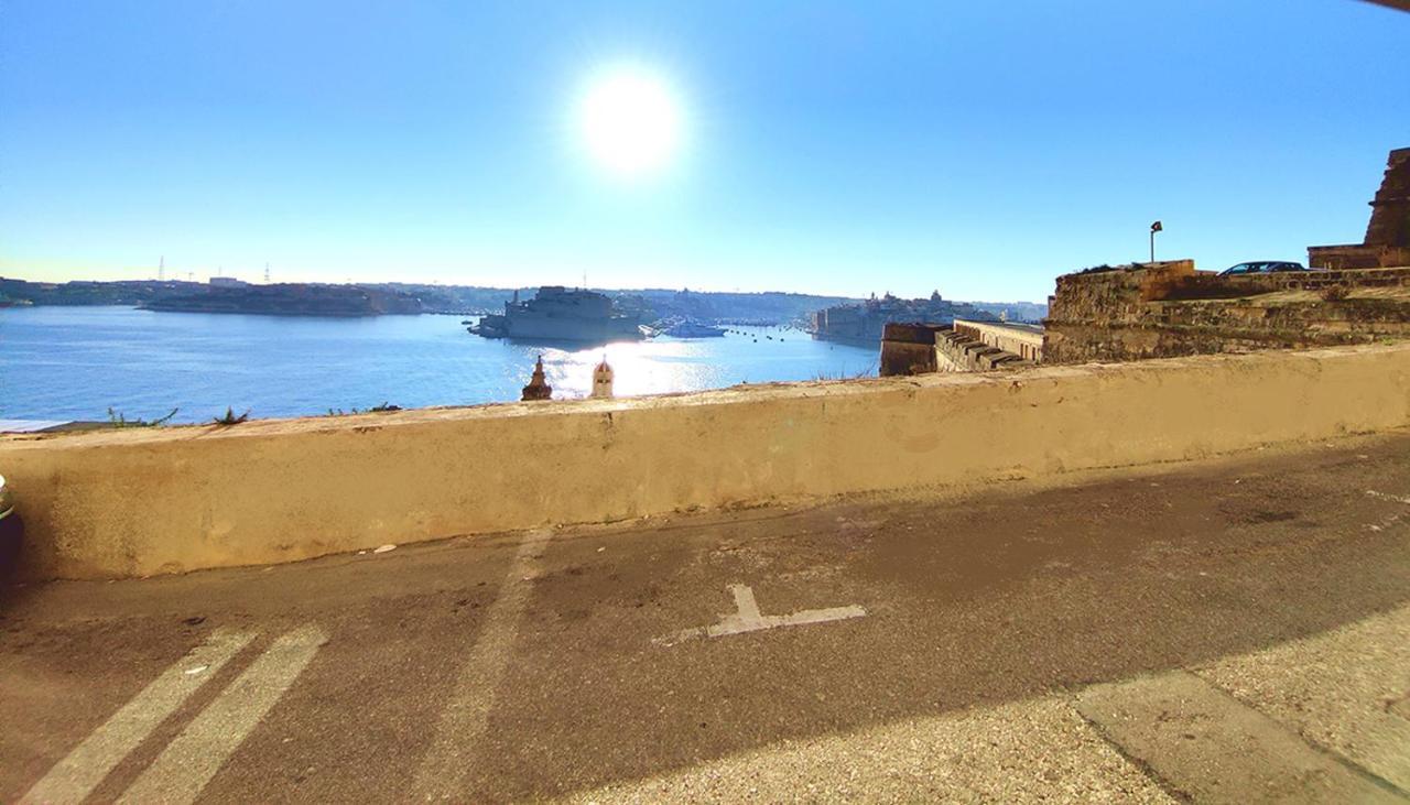 Coast 52 Savynomad Harbour Residences Wow Views Valletta Luaran gambar
